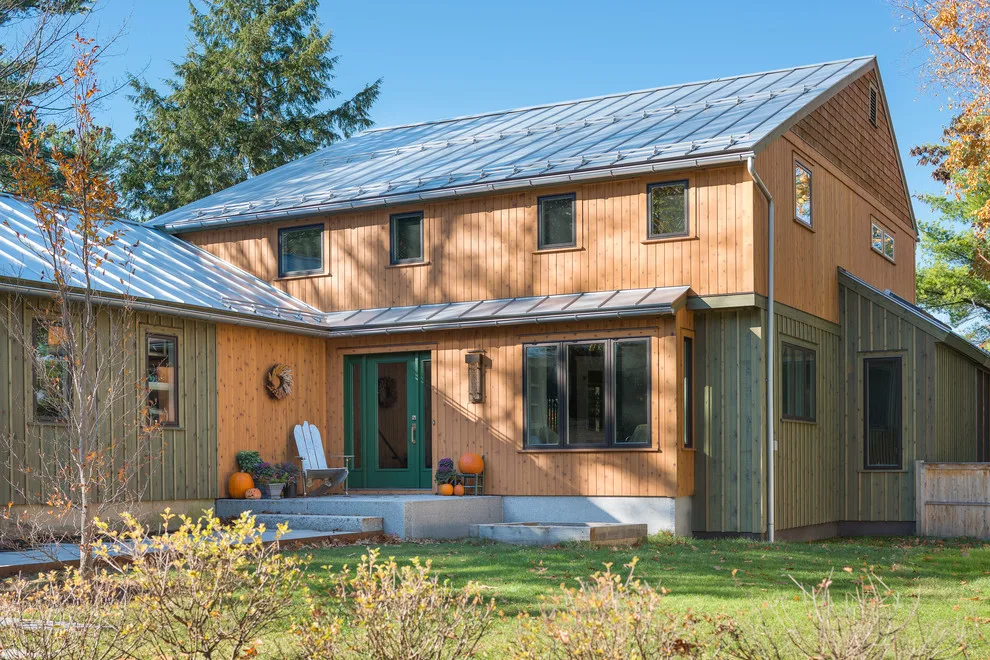 Contemporary Facade by Peregrine Design Build - Photo 4