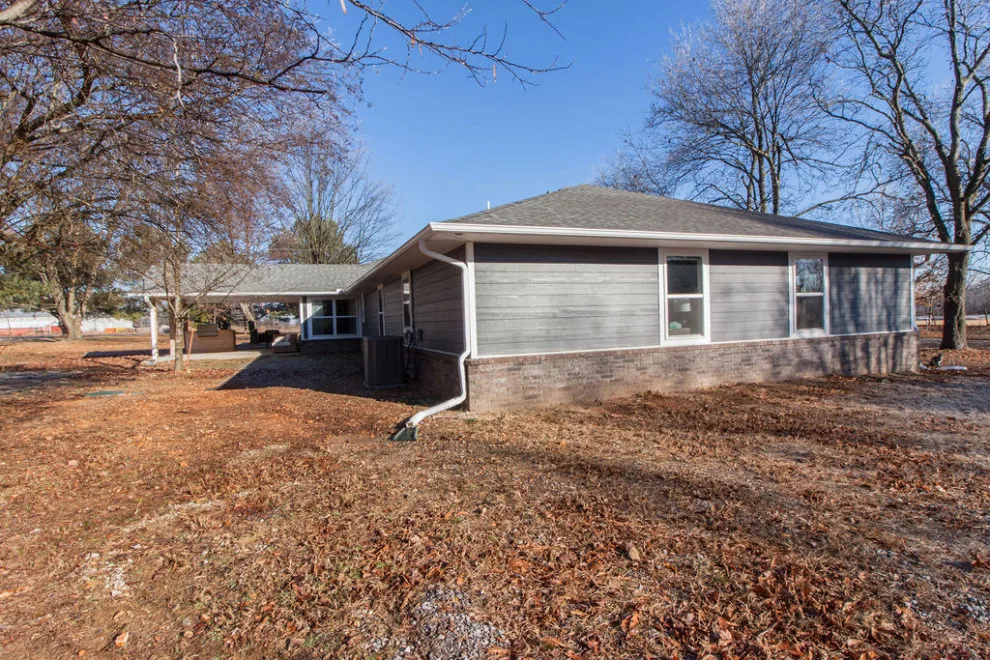 Contemporary Farmhouse Extension by Valiant Home Additions - Photo 34