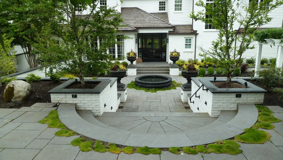 Medina Residence by Lankford Associates Landscape Architects - Photo 4