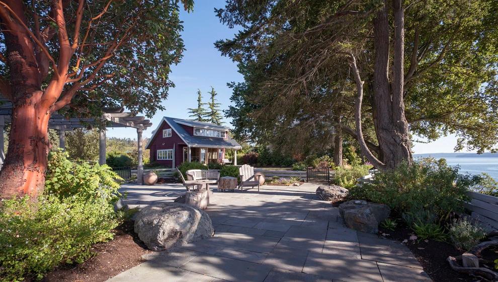 Camano Cama High Bluff Residence by Lankford Associates Landscape Architects - Photo 10