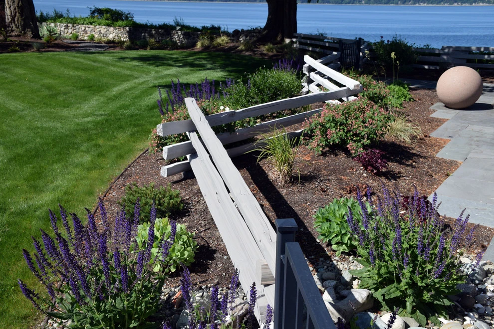 Camano Cama High Bluff Residence by Lankford Associates Landscape Architects - Photo 7