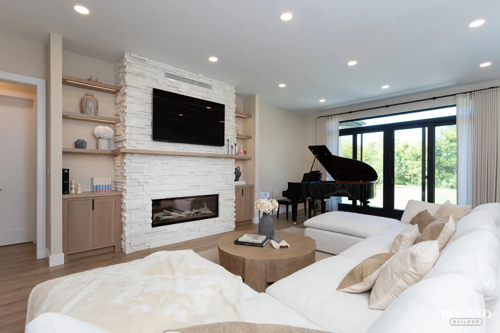 Roland Builder, Inc. - Photo 3