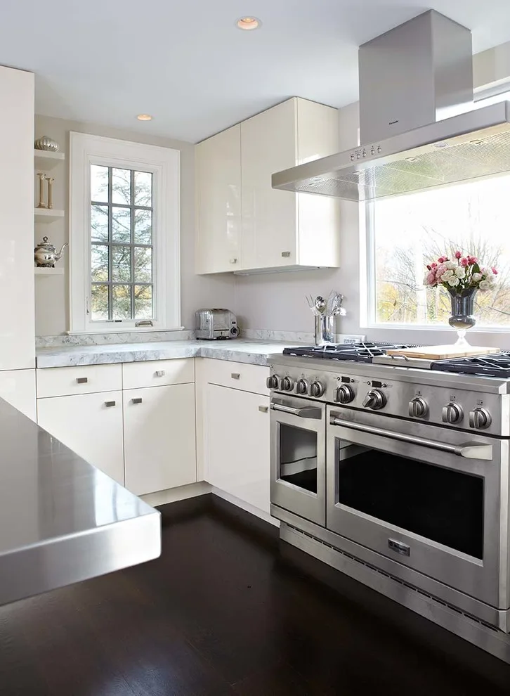 Contemporary Culinary Space by TR Design-Build Firm - Photo 6