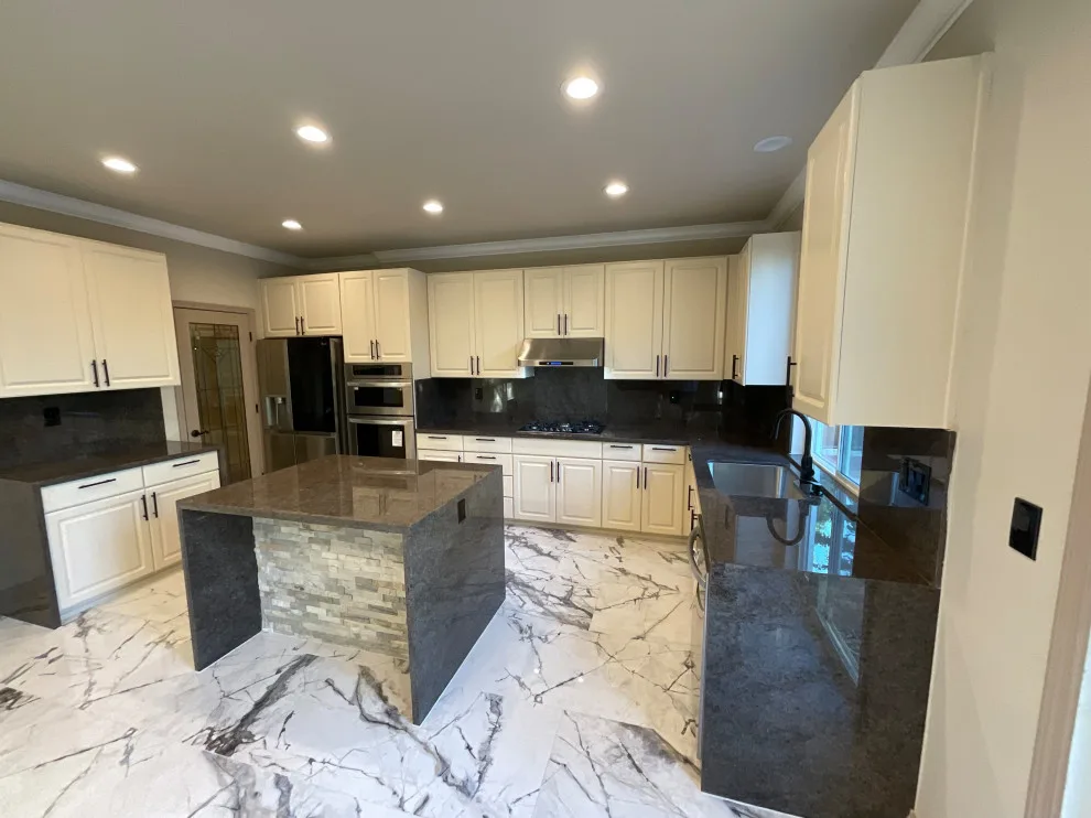 Noor Construction Inc. - Photo 12