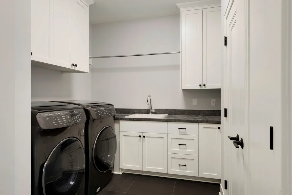 Contemporary Living Experience by Pillar Homes - Photo 25