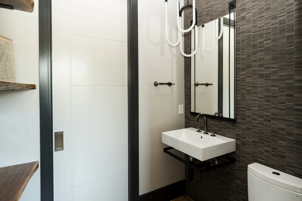 Contemporary Lifestyle at Versailles by Living Stone Design + Build - Photo 2