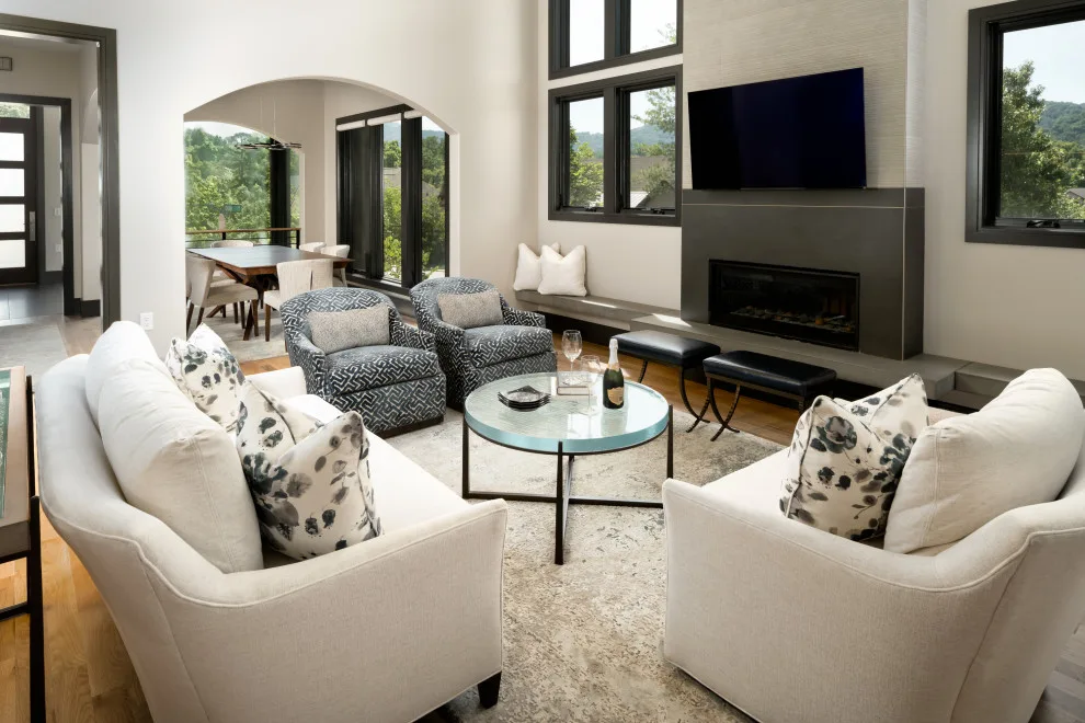Contemporary Lifestyle at Versailles by Living Stone Design + Build - Photo 7