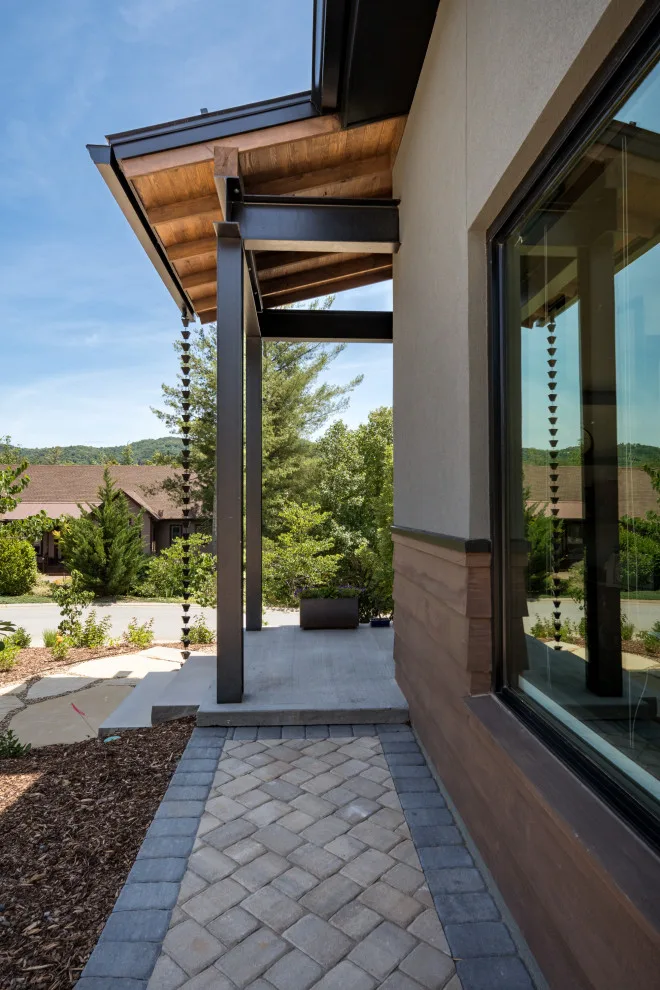 Contemporary Lifestyle at Versailles by Living Stone Design + Build - Photo 22
