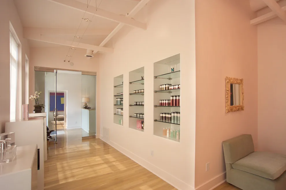 Contemporary Spa by The Lee W. Robinson Company - Photo 2