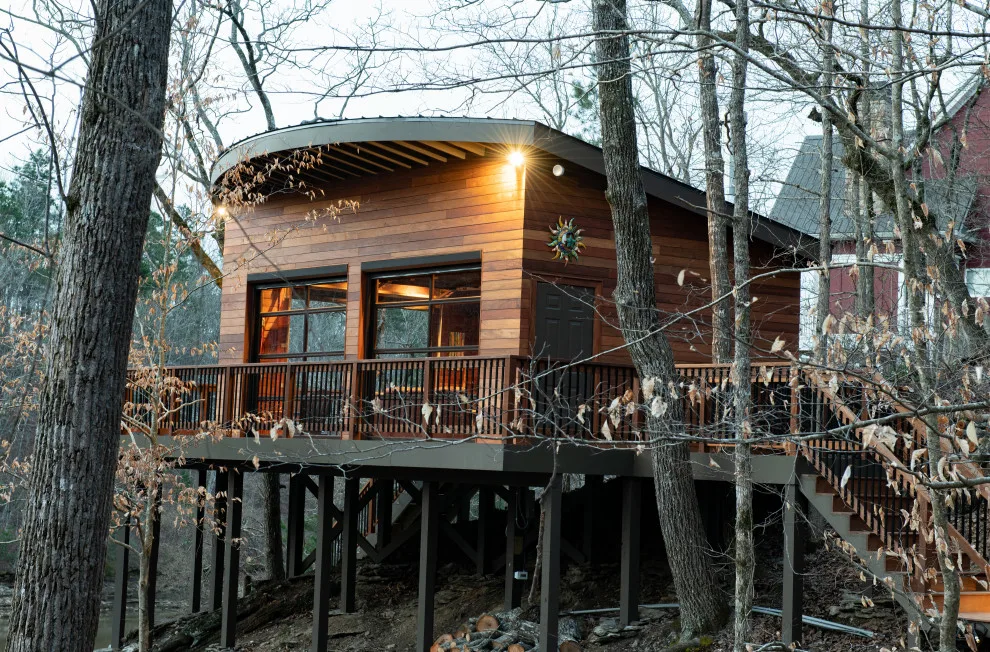 Contemporary Tree Dwelling by R&R Enterprises Inc - Photo 12