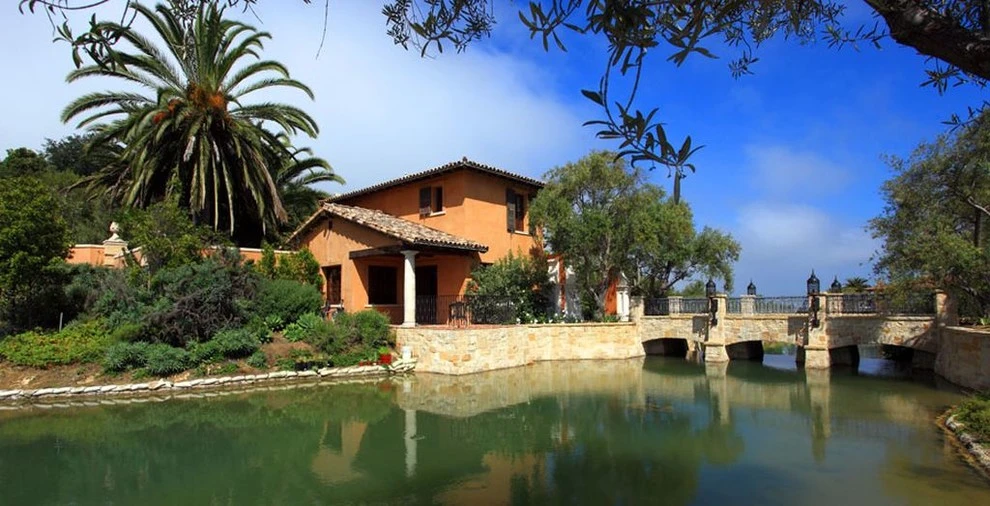 Villa del Lago by MDZA Landscape Architecture And Planning - Photo 3