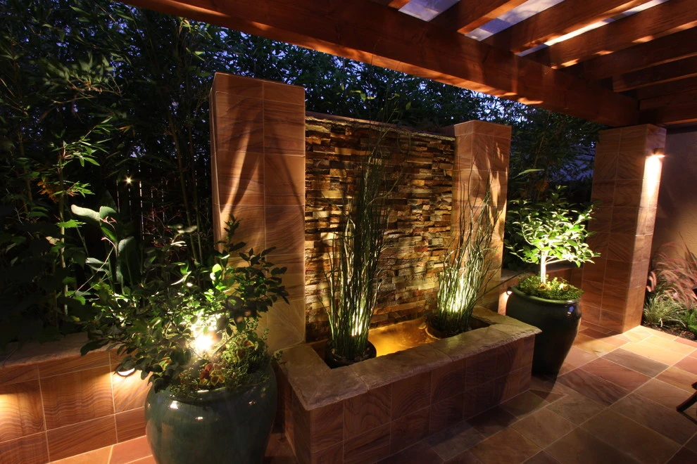 Exotic outdoor dining room by Michael Glassman & Associates - Photo 5