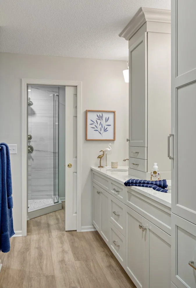 Mood Change - Bath & Workspace by Becker Building & Remodeling Inc. - Photo 2