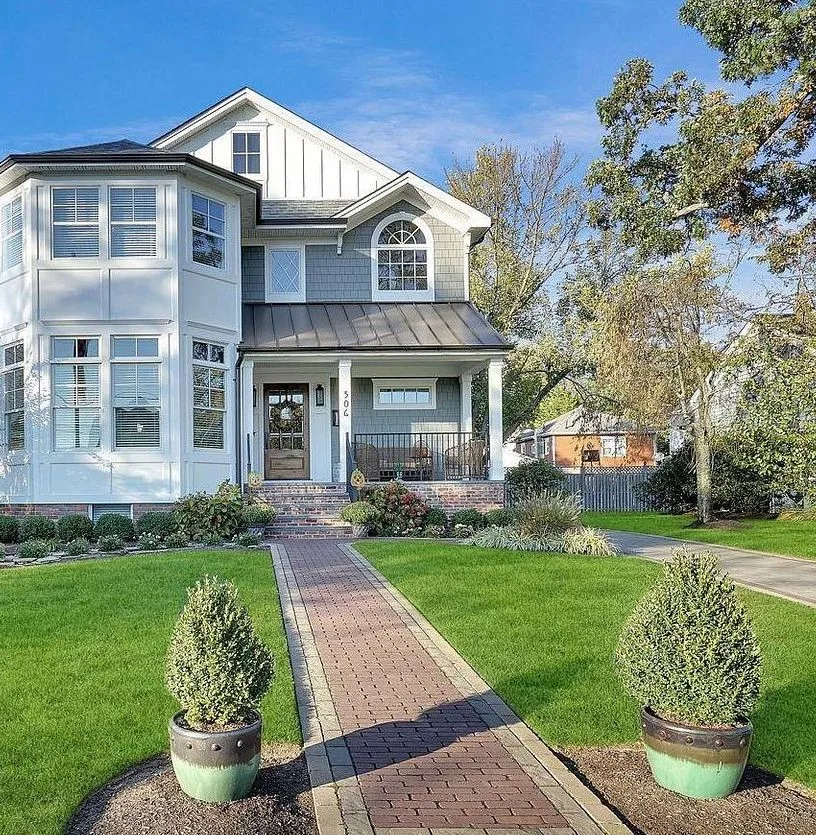 Bespoke Coastal on Morris Avenue by Degnan Design Build + Degnan Design Group - Photo 6