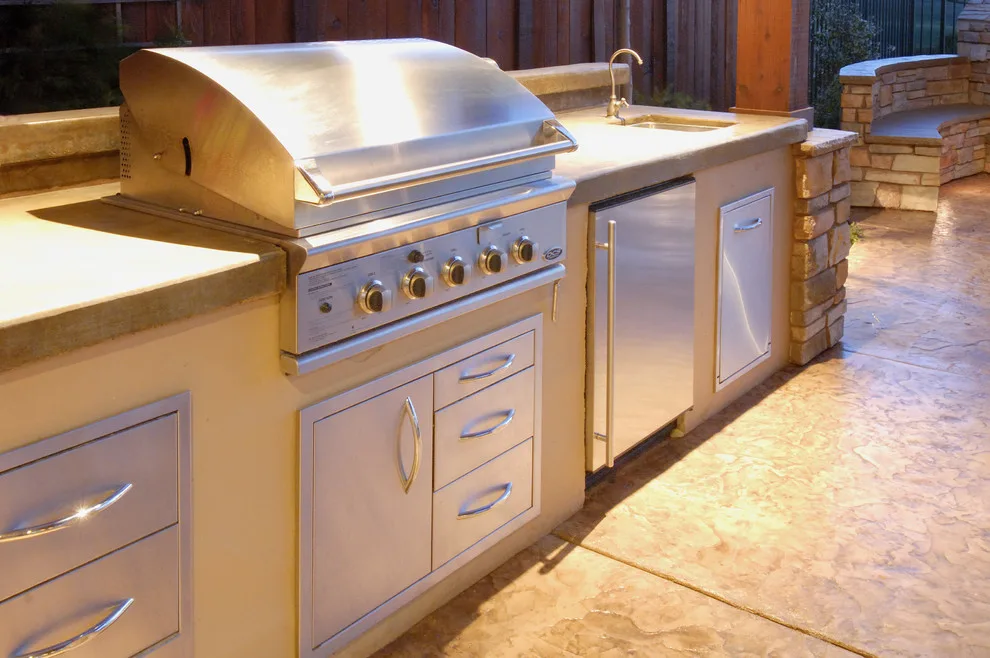 Morse Outdoor Leisure: Pools, Patios, and Bars by Morse Custom Homes And Remodeling - Photo 6
