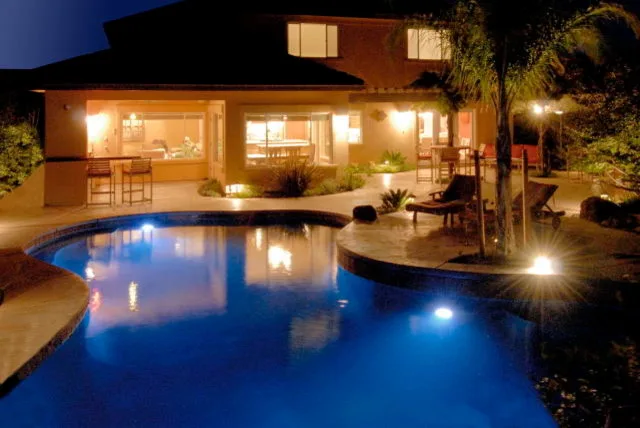Morse Outdoor Leisure: Pools, Patios, and Bars by Morse Custom Homes And Remodeling - Photo 4