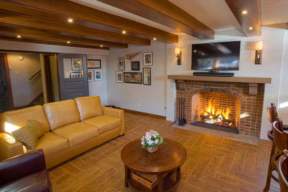 Mountain Avenue Pub Space by Refined & Co - Photo 2
