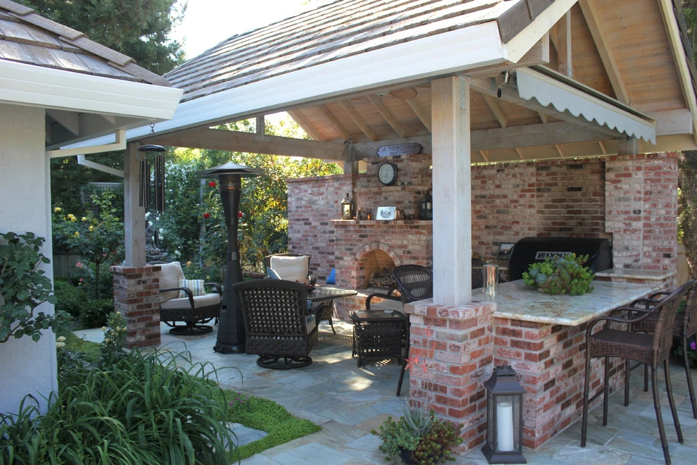 English Garden Retreat by Michael Glassman & Associates - Photo 3