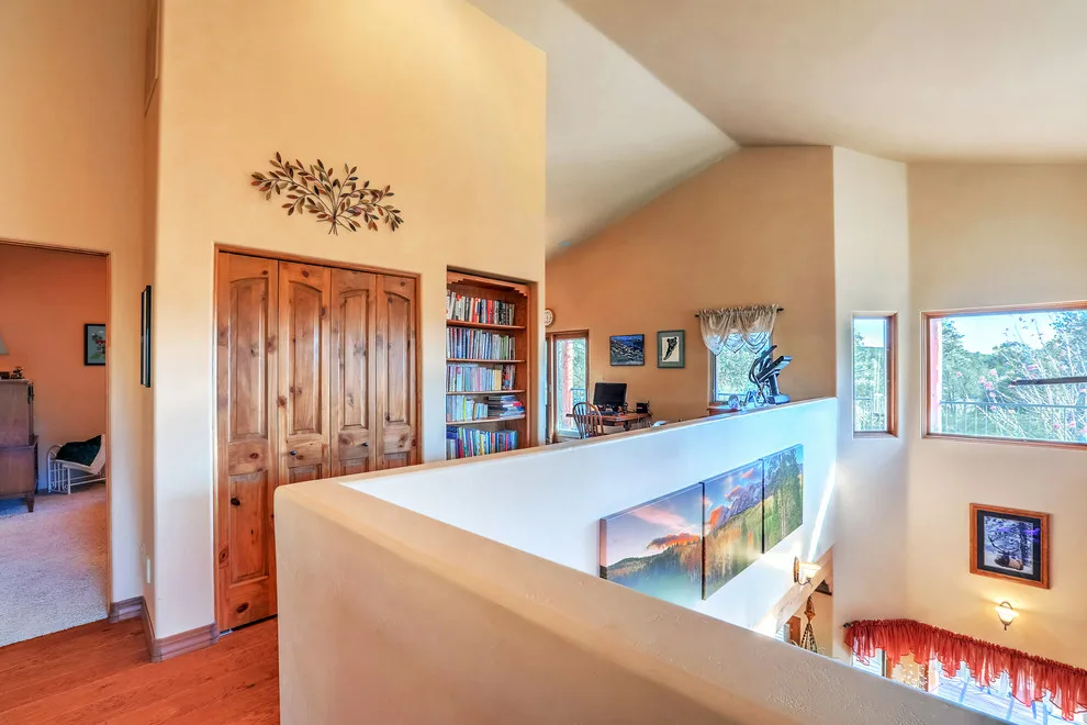 Highland Refuge by ECOterra Design Build - Photo 4