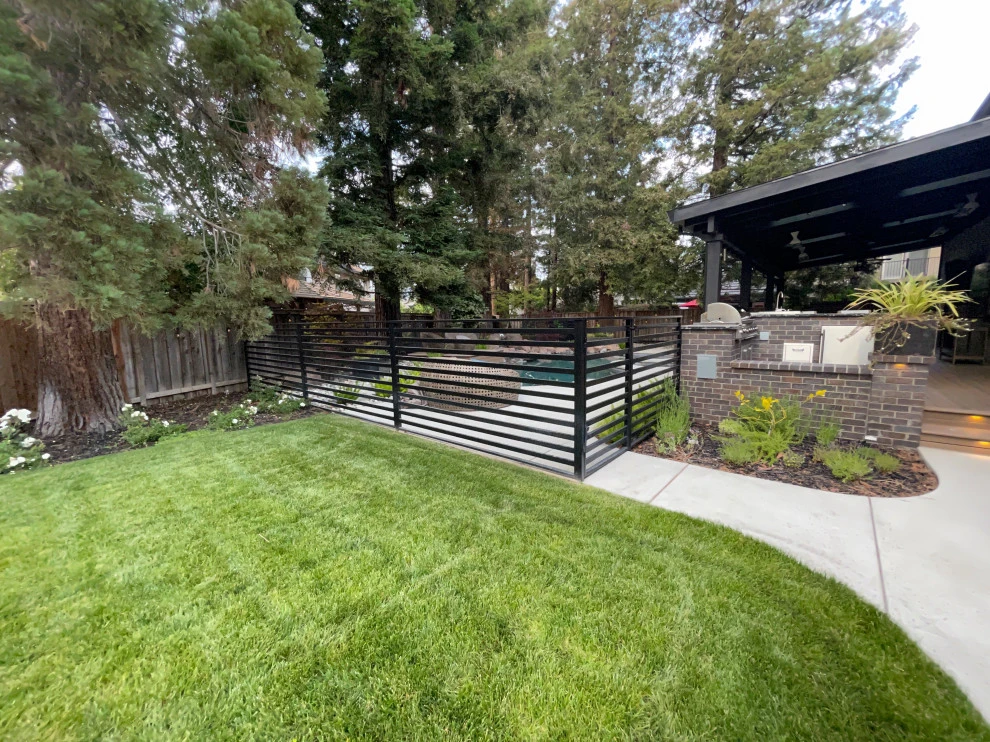 Redwood Grove Contemporary by Michael Glassman & Associates - Photo 23