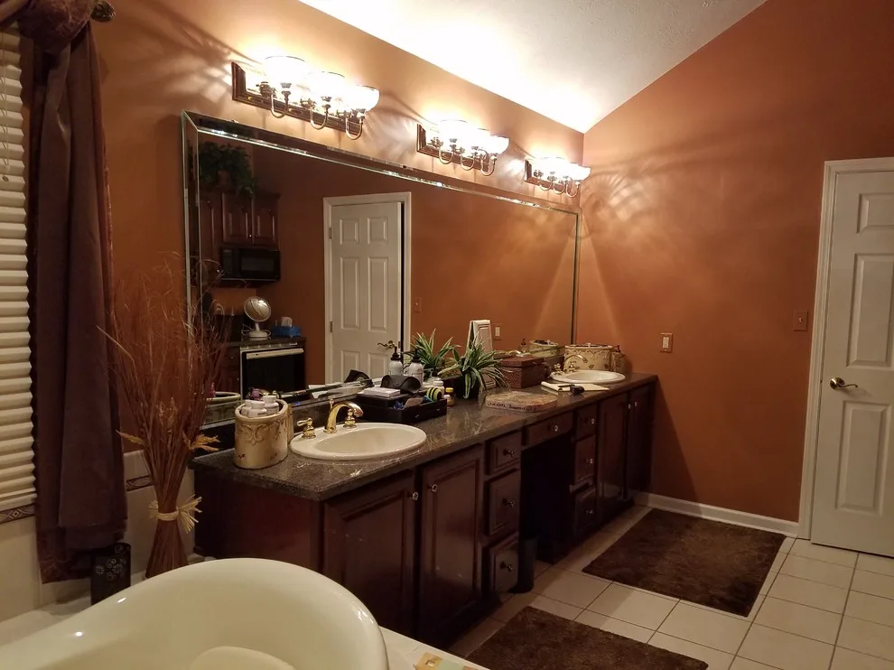 Murrysville Primary Bathroom by Dena Caron Interiors - Photo 6
