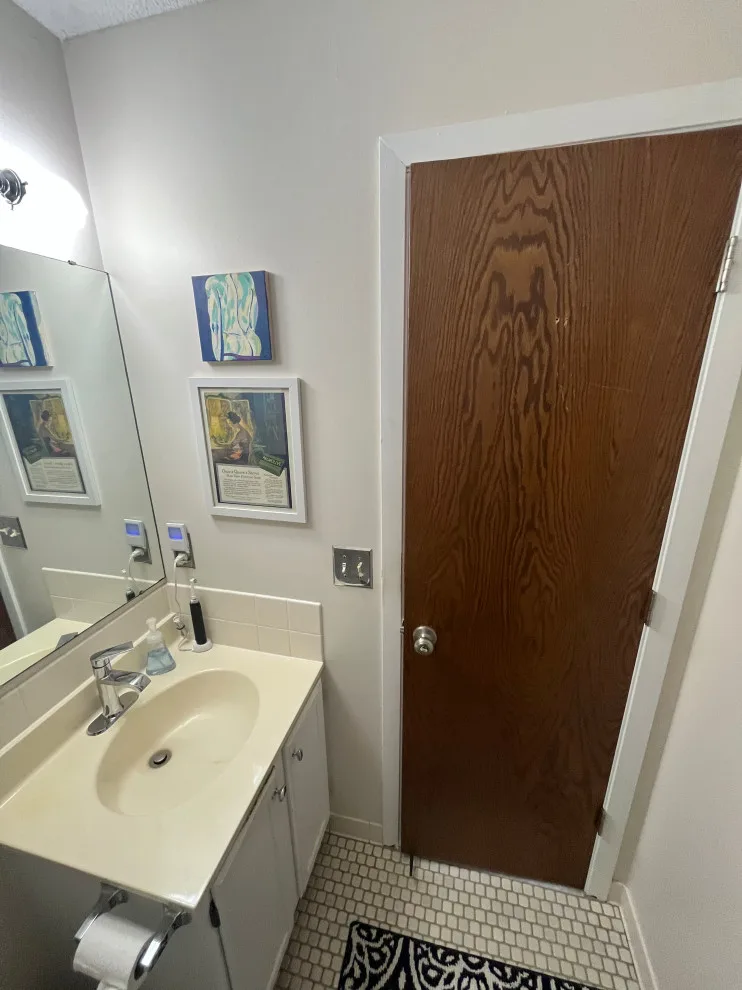 St. Louis Park Restroom by Reside - Photo 7