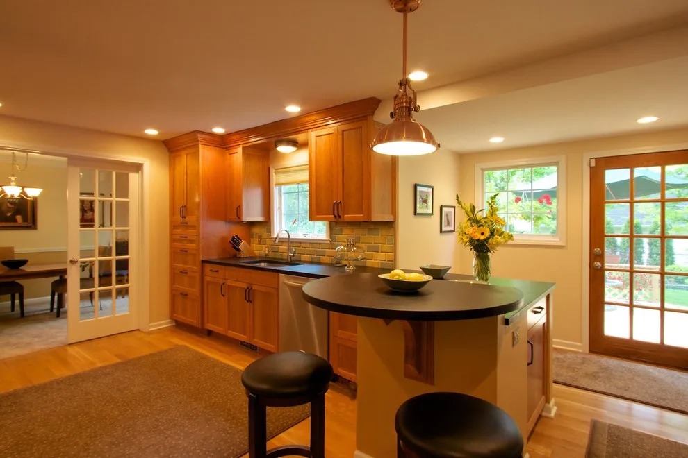 Detroit House Carpentry - Photo 2