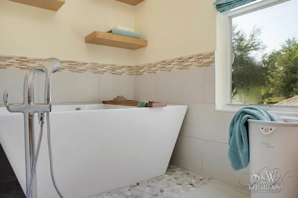 Serene Spa-like Master Bathroom by Sarah Kraus Bartelson - S&W Kitchens - Photo 19
