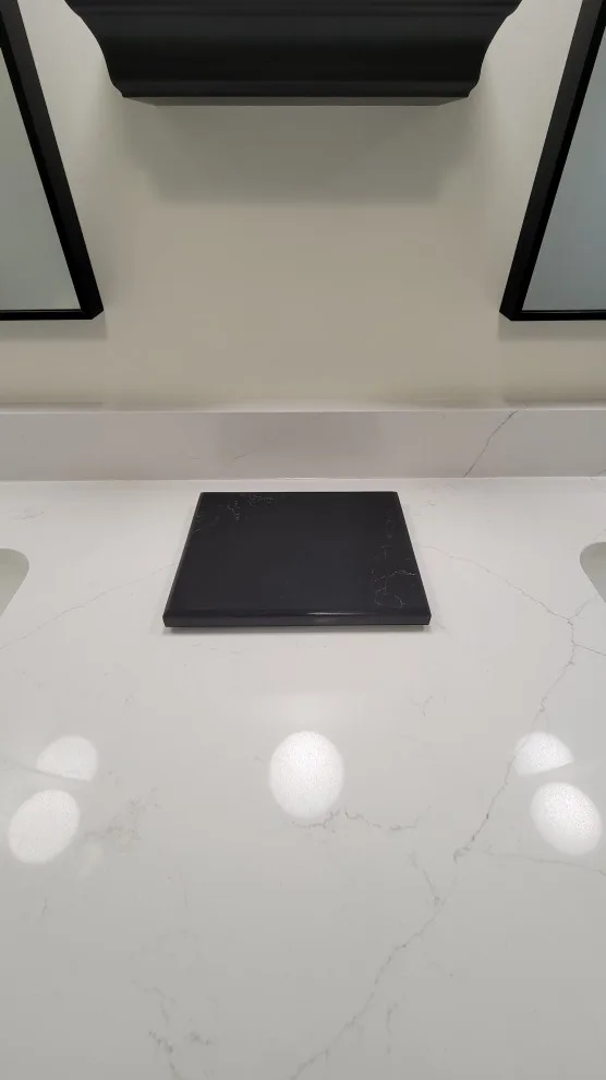Monochrome Bathroom by WD-4D Builders - Photo 6