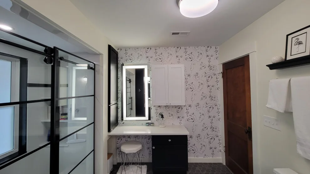 Monochrome Bathroom by WD-4D Builders - Photo 5