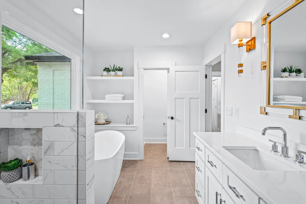 Charming Sophistication: Complete Home Makeover in New Bern by Hykal Homes LLC - Photo 2