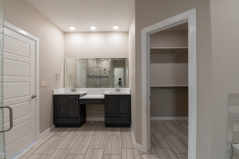 Everest Homes - Photo 9