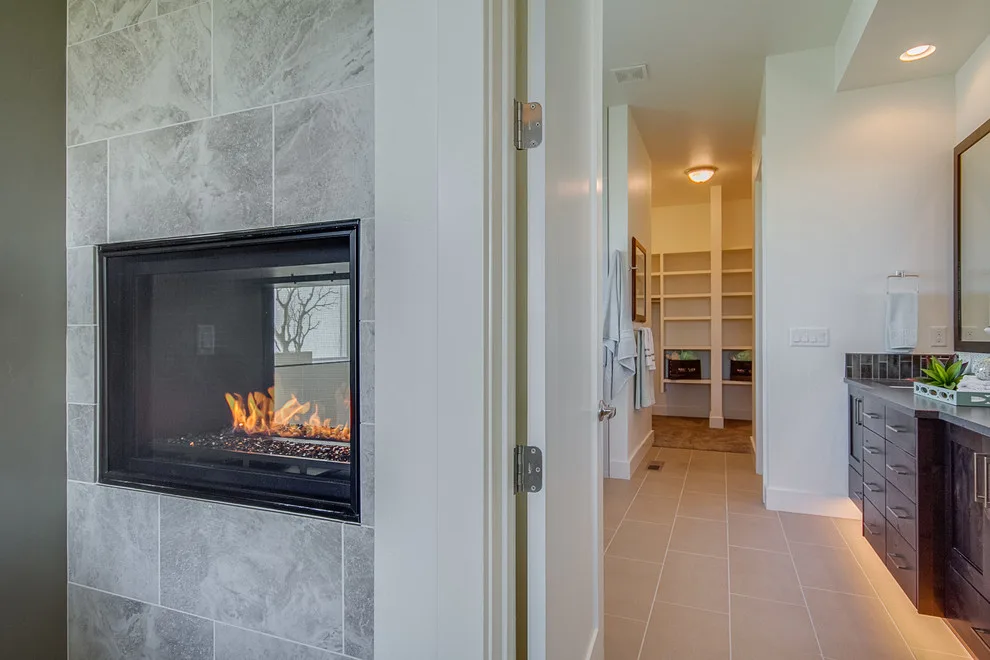 Contemporary Eagle Estate by Solitude Homes - Photo 5