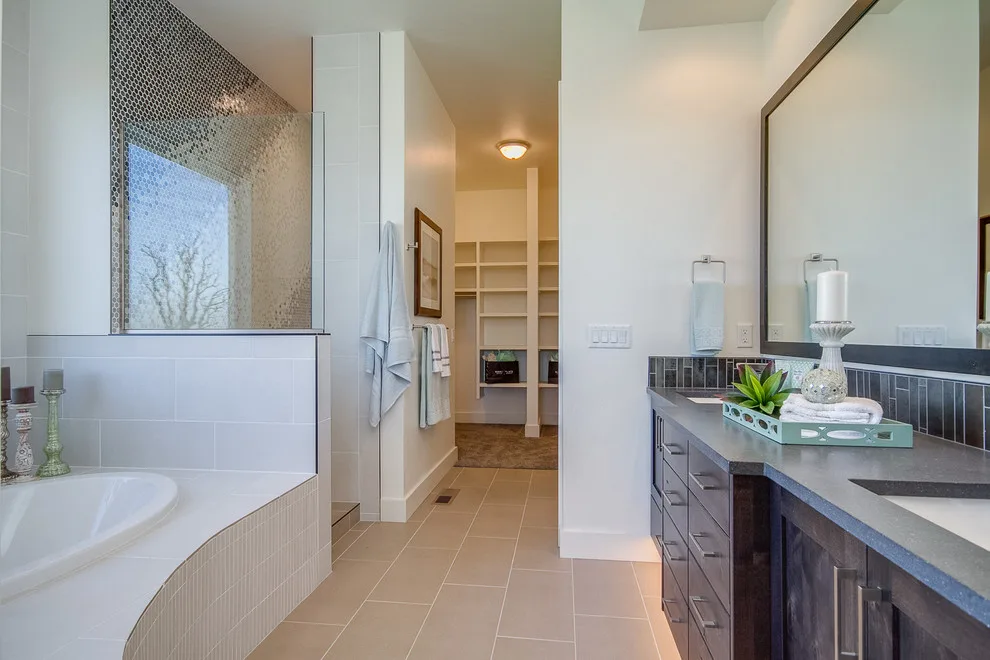 Contemporary Eagle Estate by Solitude Homes - Photo 32