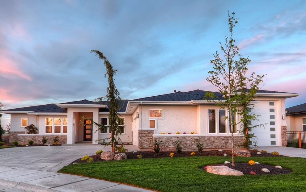 Contemporary Eagle Estate by Solitude Homes - Photo 27