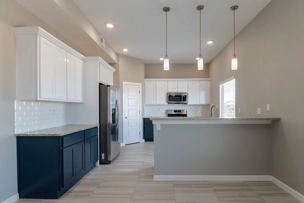 Everest Homes - Photo 10
