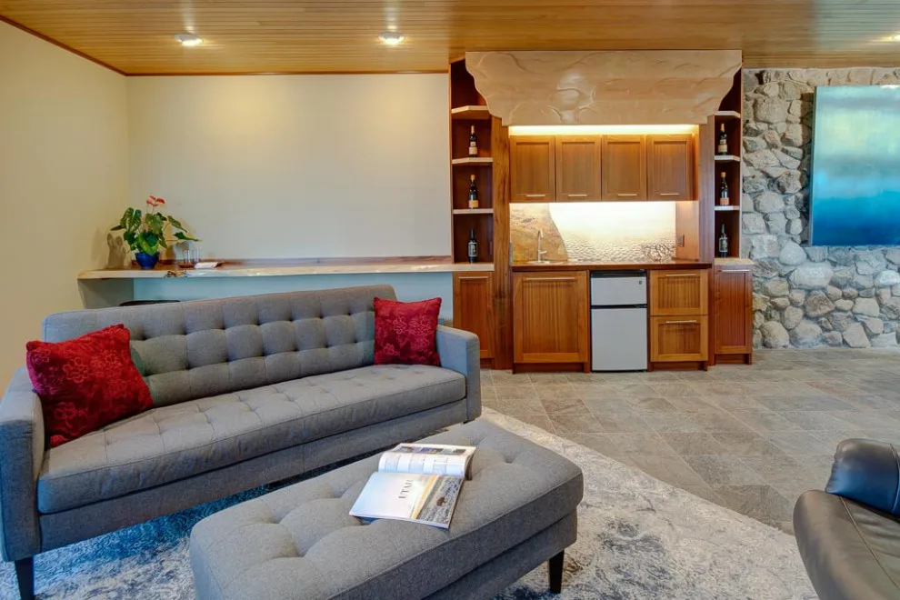 Newcastle Wine Vault and Lounge by Better Builders - Photo 12
