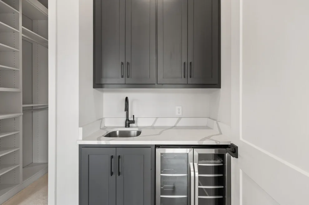 Oaks North Residence by Redstone Design Build LLC - Photo 7