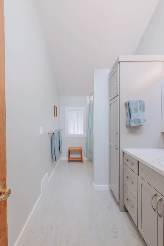 Northeast Portland Bathroom Renovation by Lamont Bros. Design & Construction - Photo 4