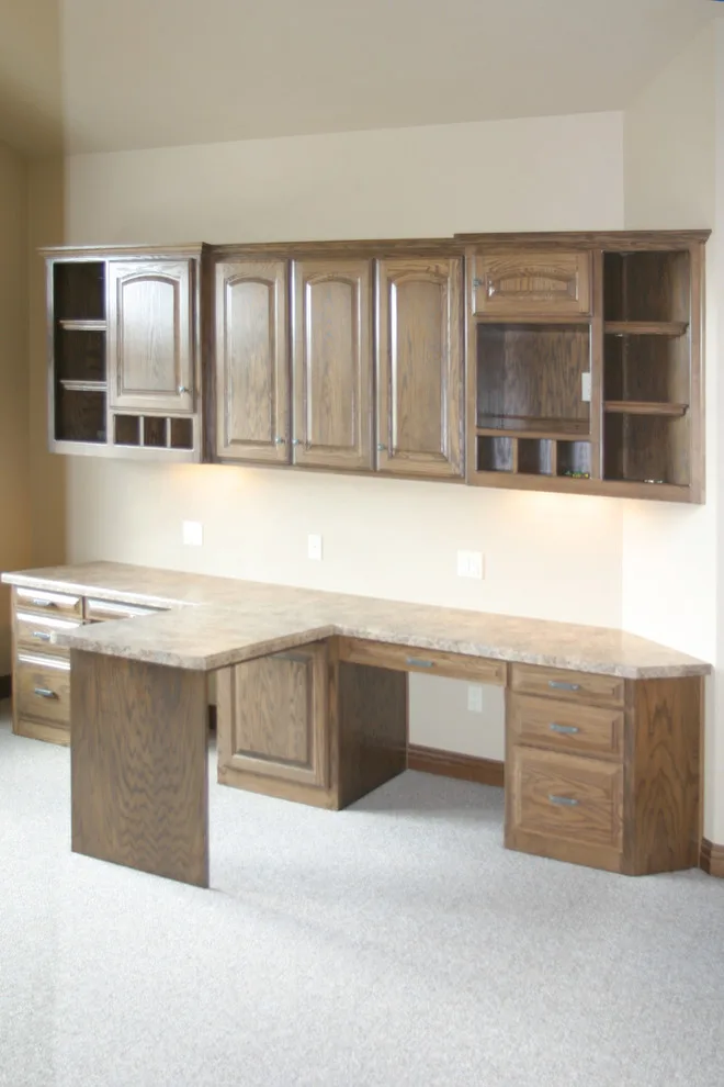 Workspaces and Study Areas by Bay Lakes Builders - Photo 11