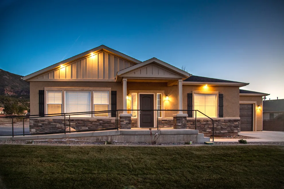 Luminous and Personalized Residence by Choice Builders - Photo 2