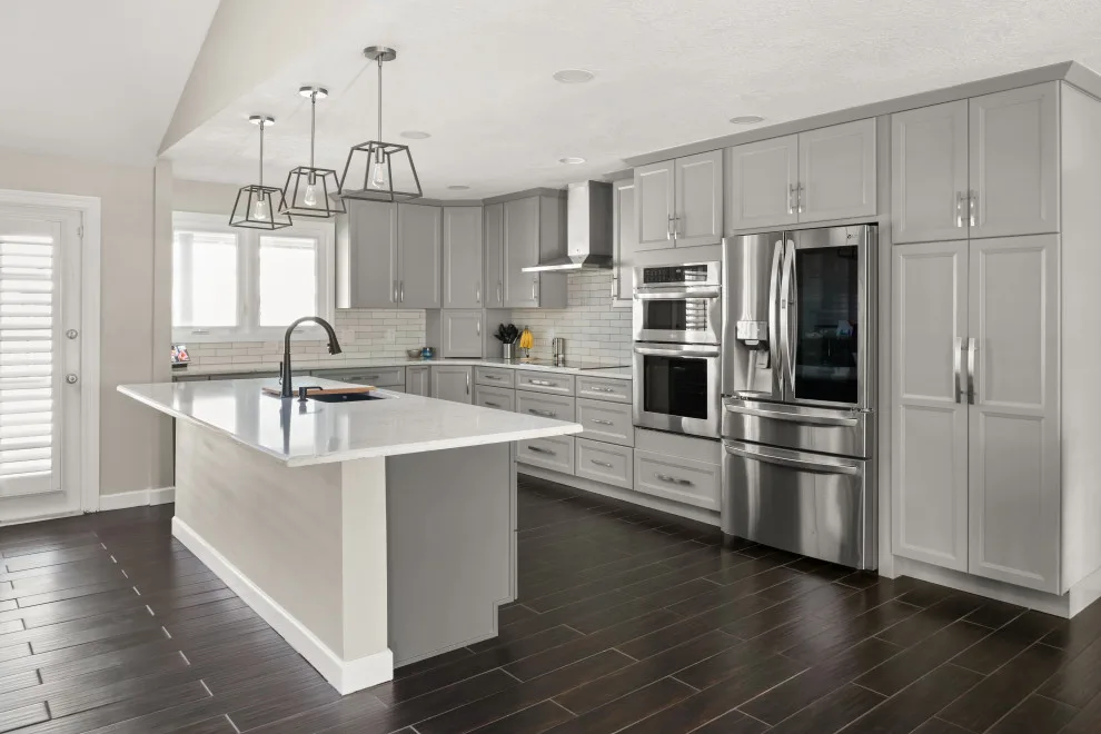 Modern Open-Plan Kitchen by Sarah Kraus Bartelson - S&W Kitchens - Photo 12