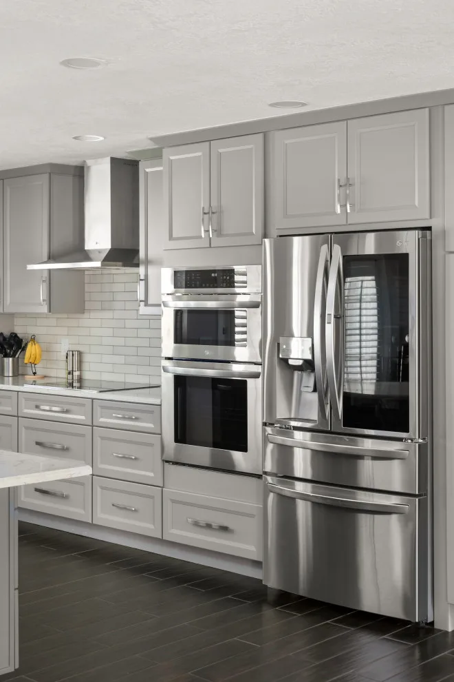 Modern Open-Plan Kitchen by Sarah Kraus Bartelson - S&W Kitchens - Photo 7