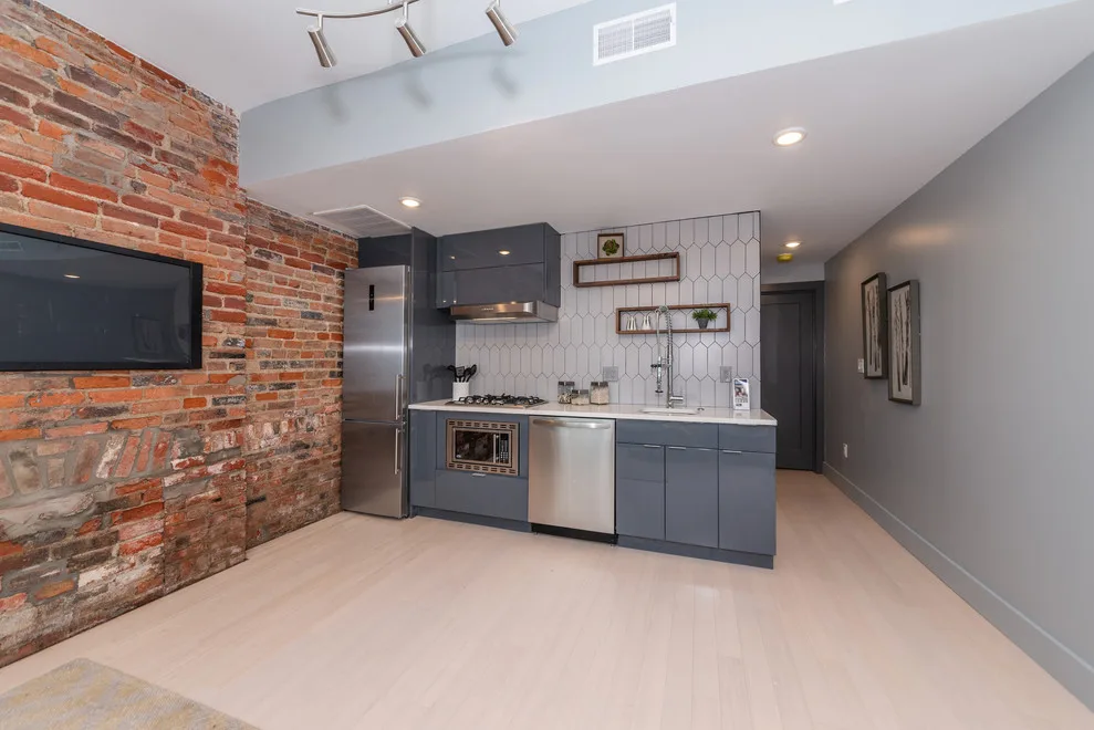 OTR Apartment Transformation by Omg LLC. - Photo 15