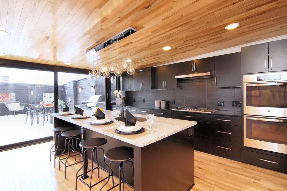 OTR Republic Avenue by Omg LLC. - Photo 22