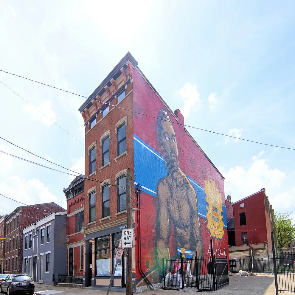 OTR Republic Avenue by Omg LLC. - Photo 5
