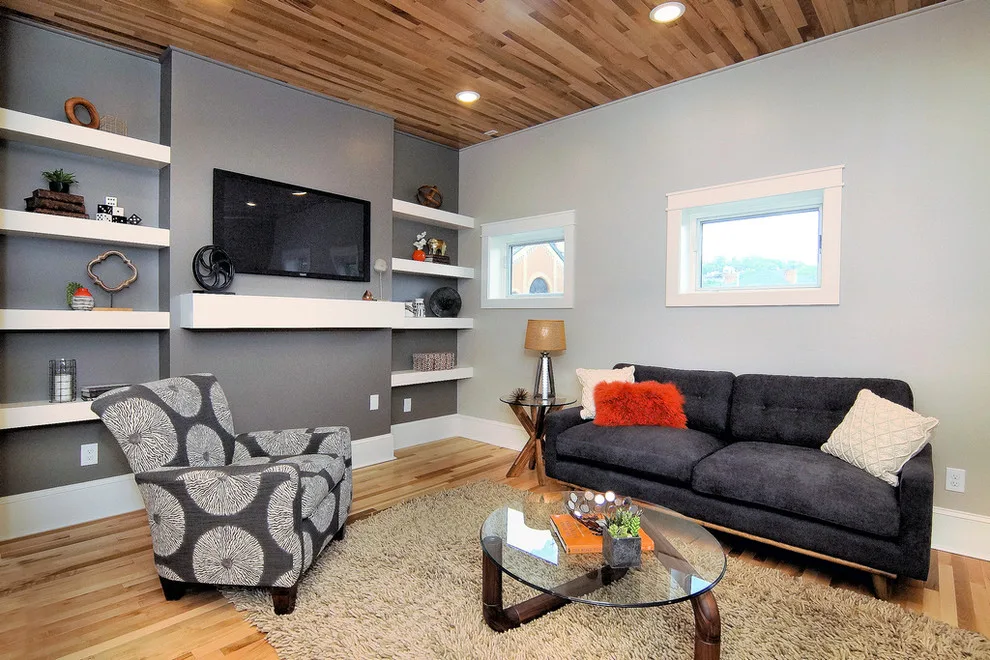 OTR Republic Avenue by Omg LLC. - Photo 8