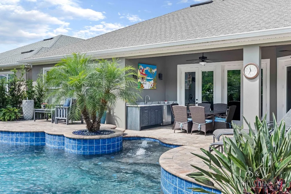 Alfresco Culinary Retreat by Sarah Kraus Bartelson - S&W Kitchens - Photo 2