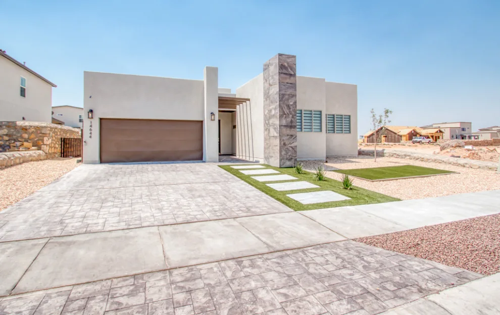Everest Homes - Photo 4