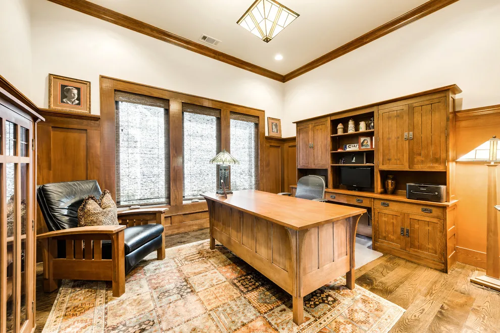 Brick Villa with Paint by Atwood Custom Homes - Photo 38